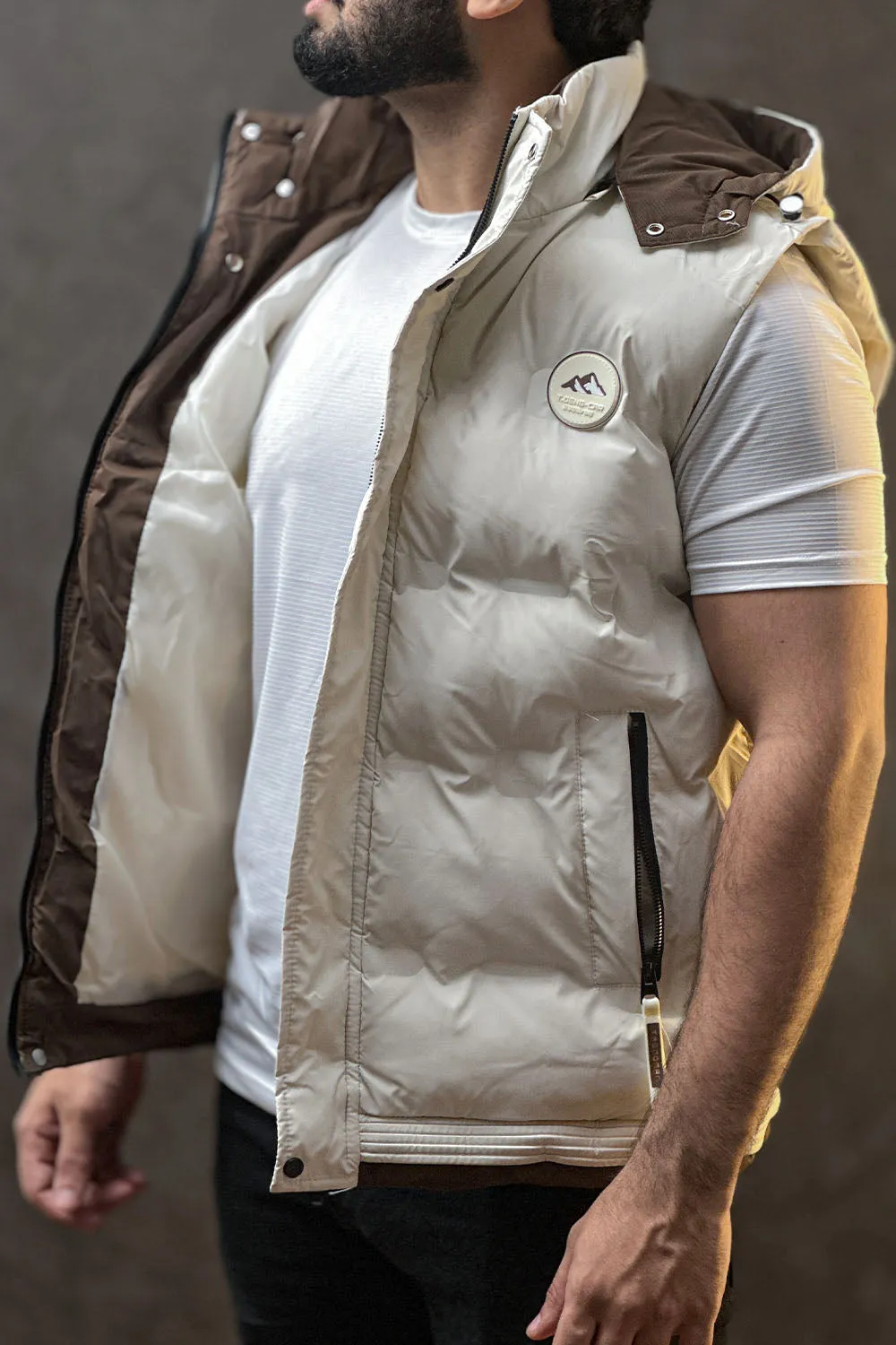 Ivory Gilet Jackets 1124198