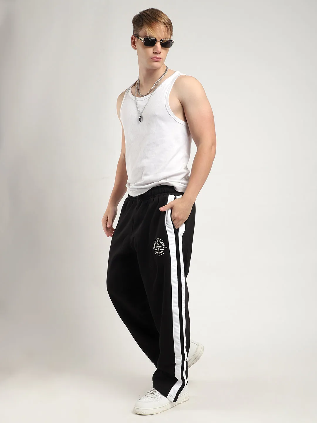 Stratford Black Cotton Loose Straight-Fit Sweatpants